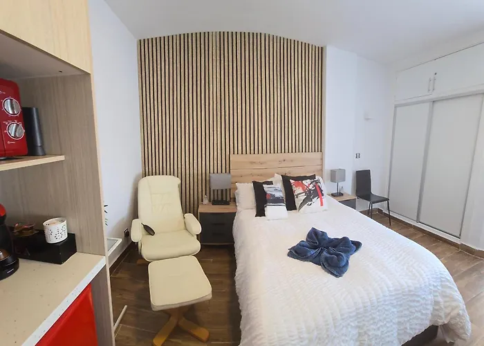 Namaste Modern Elegance City Center Apartment By Namaste Elite
